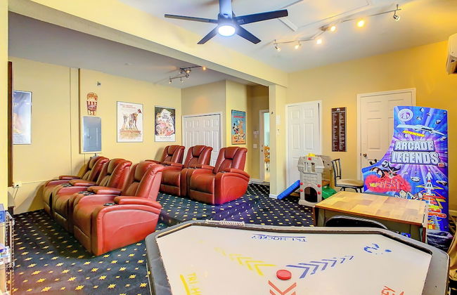 Comrow Castle Magical Getaway - Photo 39