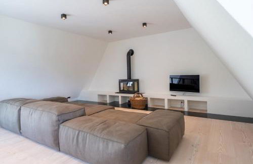 Rickmer's Hoff Reetdachhaus mit Sauna und Kamin - Foto 2