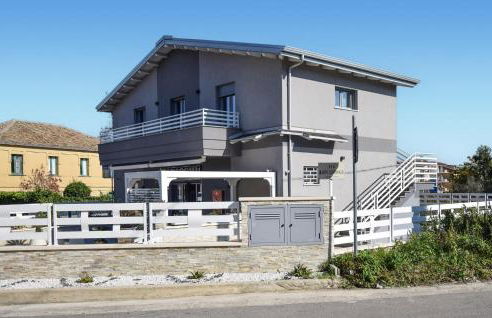 Nice Apartment In Filandari With Wifi - Foto 1