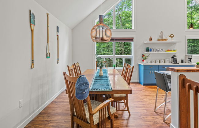 Happy Trails Chalet by Avantstay Sauna Deck Private Community Beach Access - Photo 19