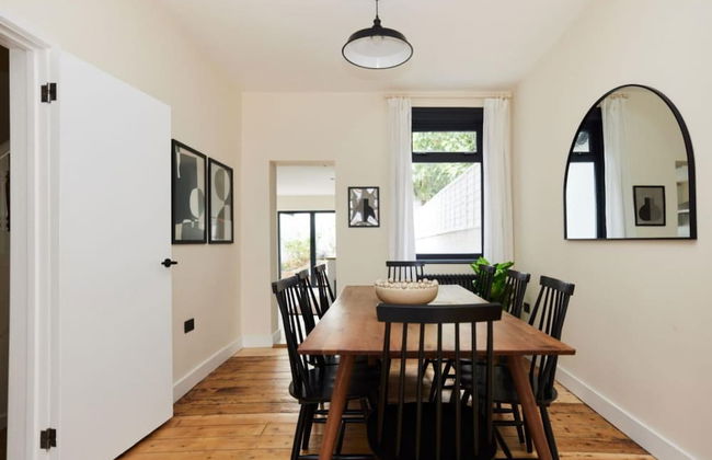 The Langthorme Park Place - Trendy 3bdr House With Garden and Study Room - Foto 12