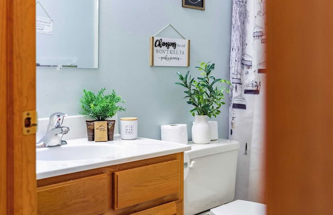 The Nest at Brier Crest by Avantstay Game Room, Expansive Deck & Fire Pit - Photo 17