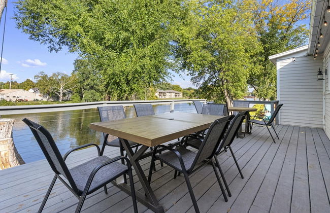 The Waterfront - Waterslide Game Room Sleeps 26 - Foto 11