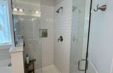 Pleasant Place Villa -Newly Built with Pool Close to downtown&beach - Photo 43