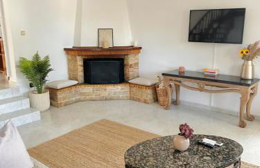 Topophilia Villa - Photo 5