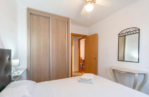 SeaFront 1ª línea y 2 piscinas - Foto 23