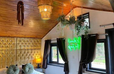Otter 3 Lodge -Jungle Inspired -Dog Friendly -Private Hot Tub -Warminster-Bath-Salisbury - Foto 44