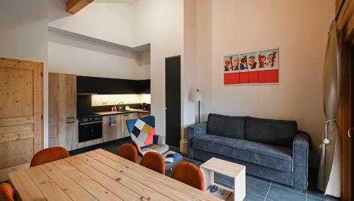 Dans résidence neuve LE SNOW ROC sur les pistes, appartement 8 personnes 2 chambres et coin montagne avec Terrasse WIFI et SAUNA - Foto 4