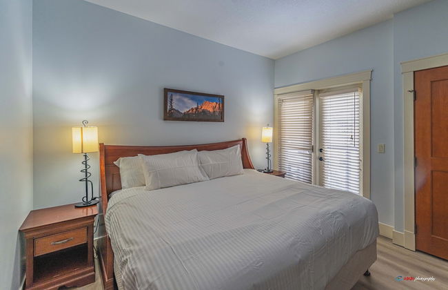 Mountain Retreat - Pool - Hot Tub - Spa - Photo 3