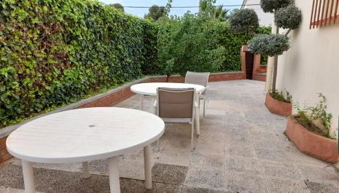 Apartamento con piscina y bonita terraza - Foto 2