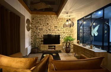 ECRIN DE CHARME 4 étoiles Jacuzzi privé 2 pers - Foto 3