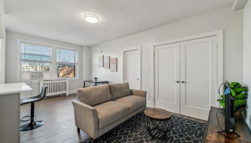 Fairfax Apartments 725 Spacious 1 Bed 1 Bth - Foto 2