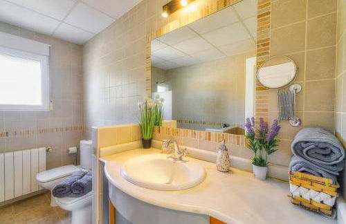 Villa Serendipity + private Pool+ BBQ +5 rooms - Foto 7