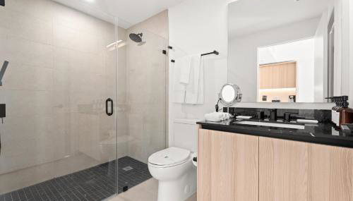 Prime Downtown Location - Amazing Amenities & Top Location - Foto 4