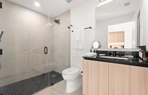 Prime Downtown Location - Amazing Amenities & Top Location - Foto 4