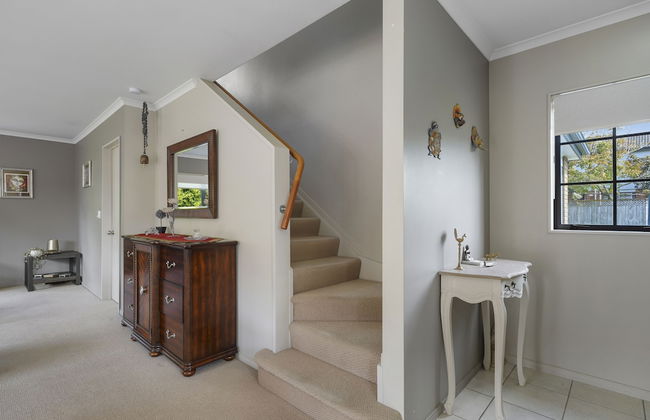 Spacious Family Home -Fully Fenced Yard - Foto 35