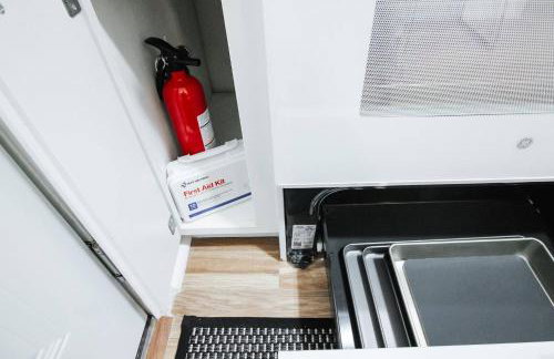 Fenced Lot W Home Gym plus Washer and Dryer - Foto 21