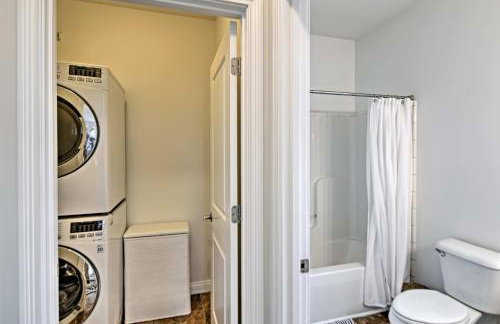 Walk to the Waves! Pass Christian Beach Retreat - Foto 12