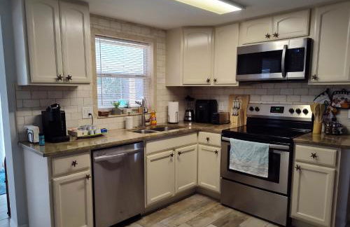 Heated & Screened in Pool - Photo 27