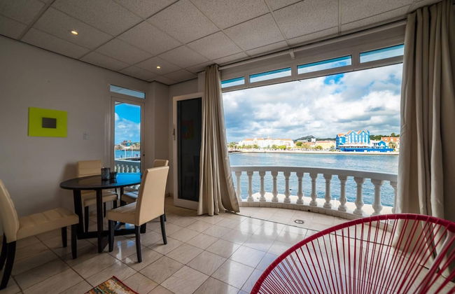 Stunning Balcony View Spacious 2BR Apt at Unique Location - Foto 4