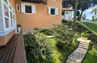 Vista dos sonhos na beira do mar de Angra com pier - Foto 42