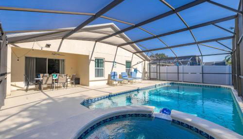 Single Story Villa with Pool Views and Family Fun - Foto 2