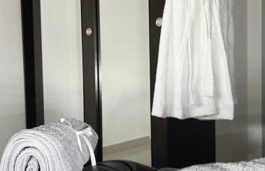 Diamond City Lux Apartment - Photo 39