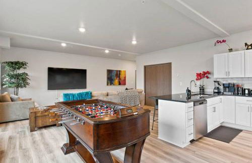 HUGE-Fun-Trendy Apt by Perry District & Downtown - Foto 14