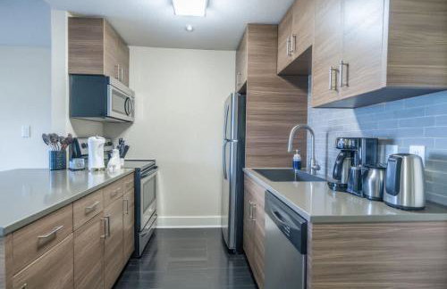 Stylish King 1BR 8 Min to Downtown Pool Gym & Parking 04 - Foto 13