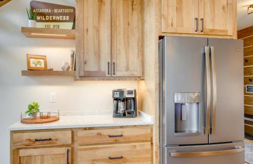 Hot Tub and Deck at Red Lodge Retreat - Foto 8