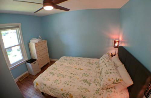 Harper Two Bedroom House in Historic Loveland - Photo 14