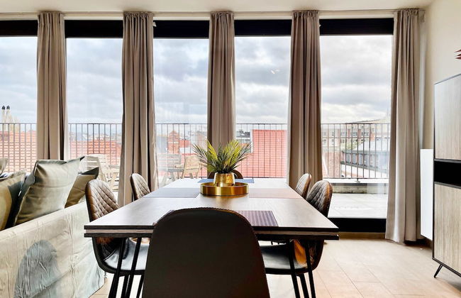 Modern 2BR Penthouse Near Diamond District by Oneluxstay - Foto 39