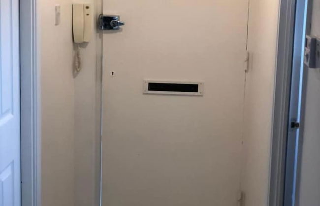 Small Modern Comfortable 2 Bedroom Apartment - Cmyr - Foto 35