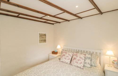 Apple Tree Cottage - Photo 17