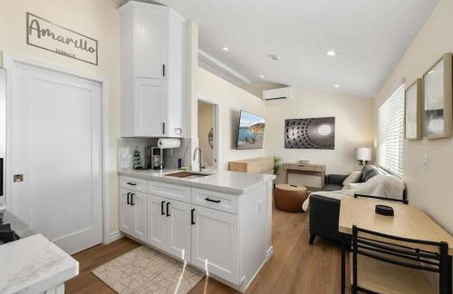 Luxury 1BR Suite Kitchen, Fireplace, Laundry, BBQ - Foto 21