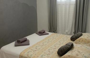 Pia Apartments - Photo 6