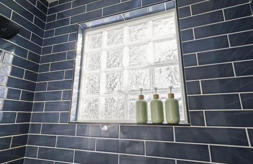 Massive home downtown with Hot Tub - Foto 20