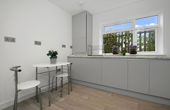 St Martins House Luxury Apts. Ruislip - Photo 52