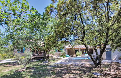 Lovely Home In La Roche St Secret - Photo 18