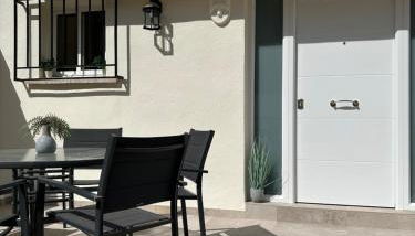 Villa Alicia - Photo 2