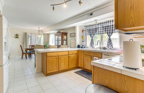 Pet-Friendly Retreat with Fenced Yard in Denver - Foto 10