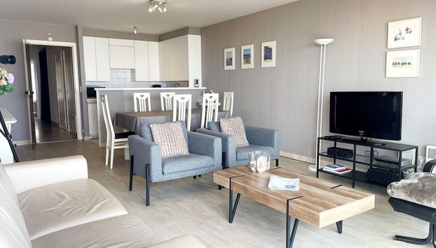 Apartment in Nieuwpoort by the Beach - Photo 5, Living room