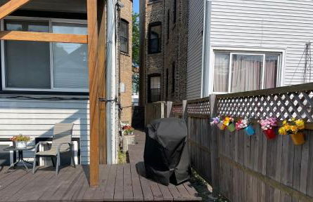 The Wrigleyville Deluxe -Steps from Wrigley Sleeps 10 - Foto 36