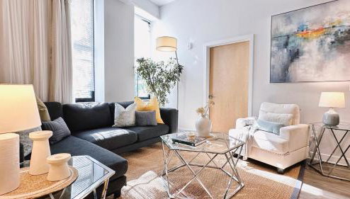 Extra-Large Downtown 5B2B Apt with Private Kitchen, Near Brown, Walk to Convention Center & PPAC - Foto 1