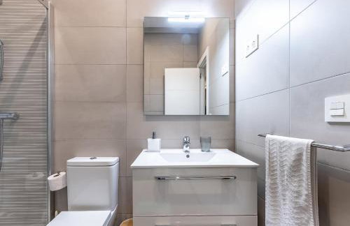 Prime Location Bilbao | 4BR, 2BA & Parking - Foto 22