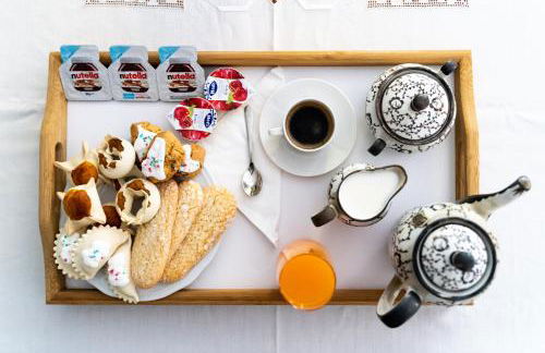 Spacious 3-Bedroom Apartment with Courtyard in Tempio Pausania - Perfect for Families - Foto 37