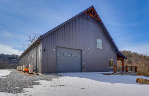 Riverside Galena Hideaway with Grills and Picnic Area - Foto 25