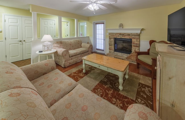 Holiday Inn Club Vacations Villages Resort at Lake Palestine by IHG - Photo 13