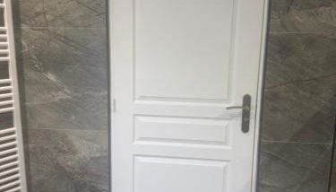 wihi-loges - Appartement type grand T2, calme, centre-ville de Nevers - Foto 4