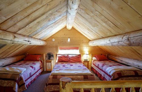 Adorable Montana Mountain Cabin with Scenic Views, Near Virginia City & Nevada City, MT - Foto 16
